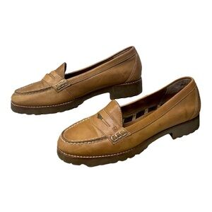 Sperry Wells Woman’s Penny Loafer Size 9M